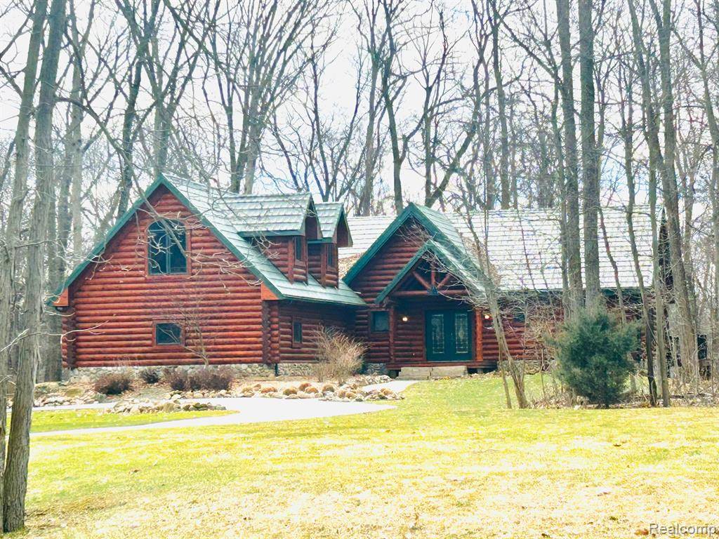 Milford, MI 48380,12834 SLEIGH Trail