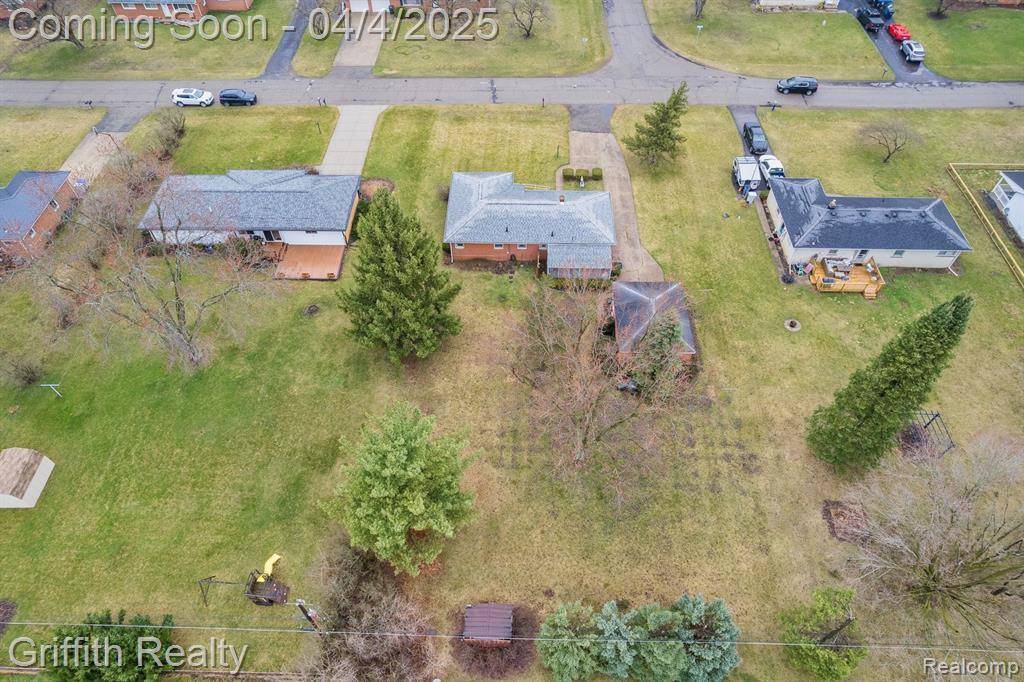 South Lyon, MI 48178,61305 FAIRLAND Drive