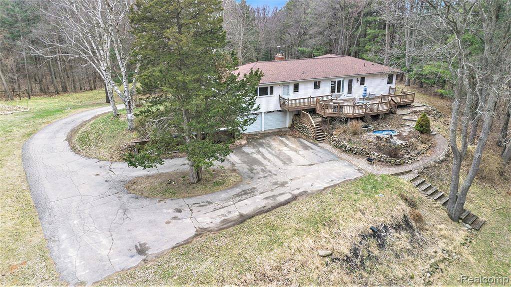 Ortonville, MI 48462,131 S JOSSMAN Road