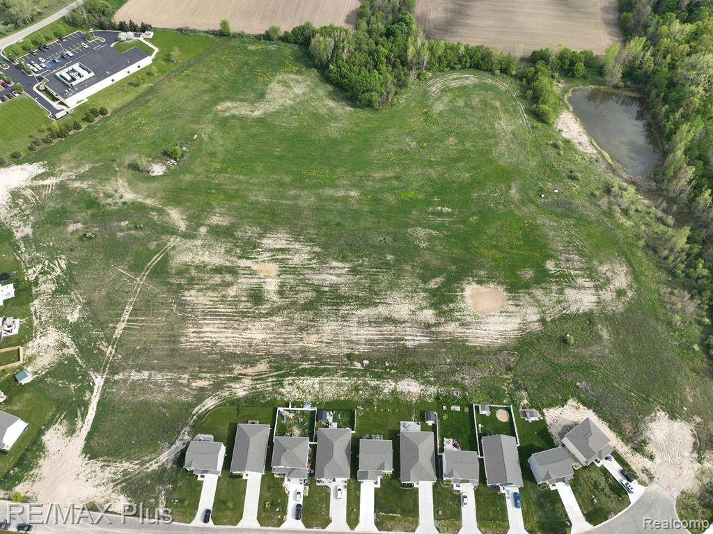 Lapeer, MI 48446,00 WOODBRIDGE PARK Avenue
