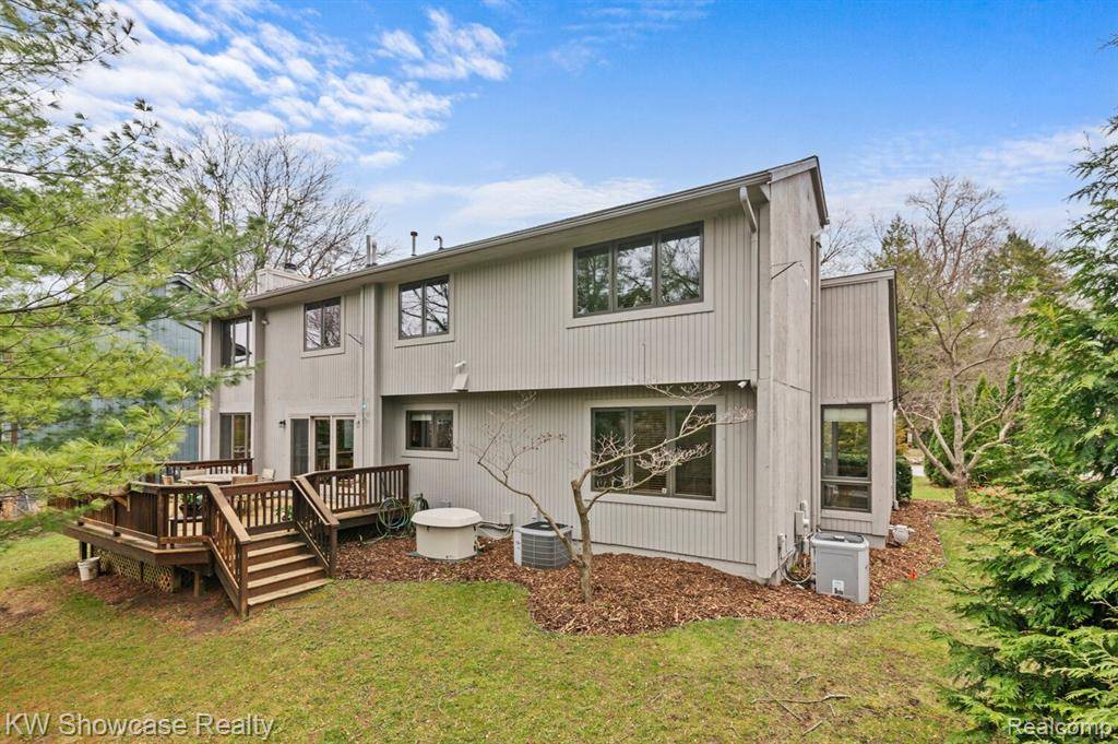 Ann Arbor, MI 48104,2640 GLADSTONE Avenue
