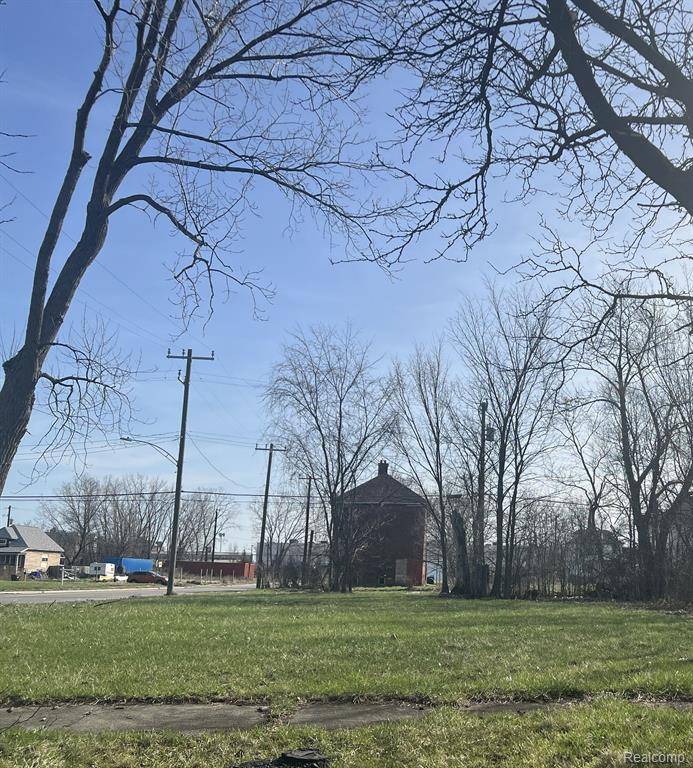 Detroit, MI 48208,5976 WABASH Street