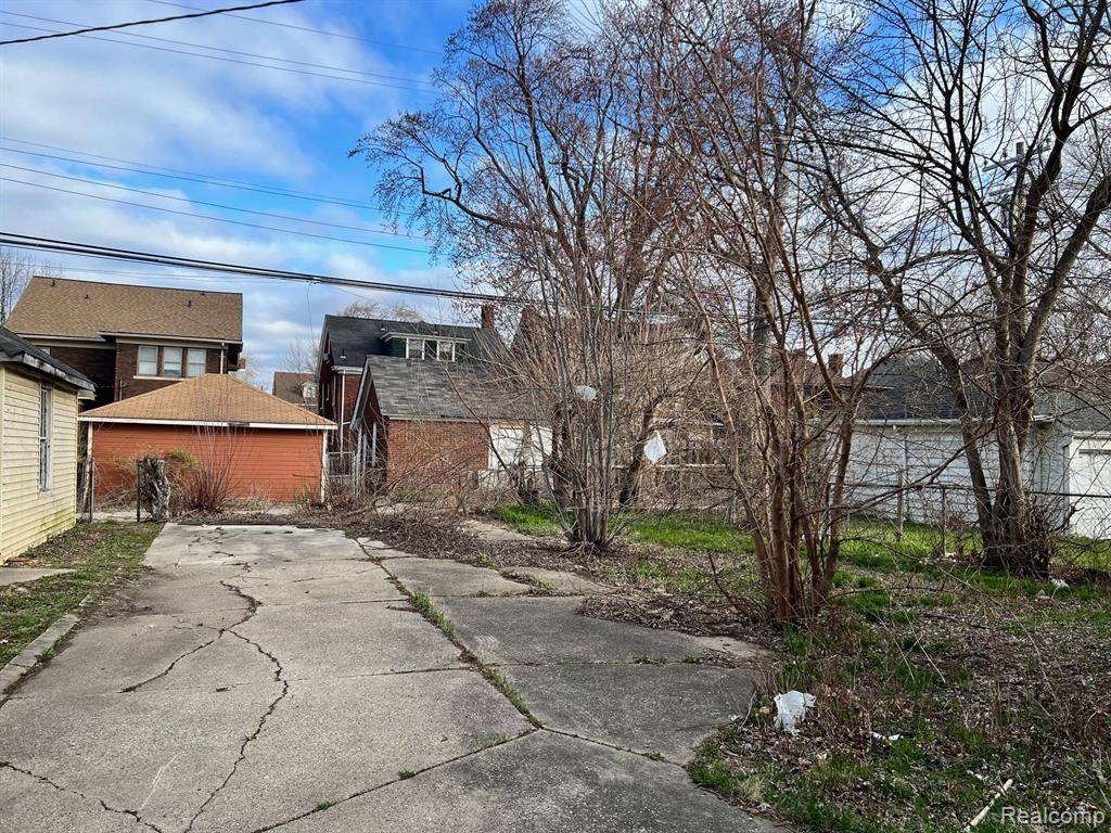 Detroit, MI 48206,2050 ATKINSON Street