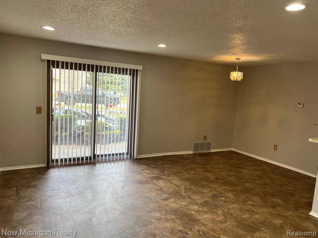Sterling Heights, MI 48313,15129 SEAGULL Drive