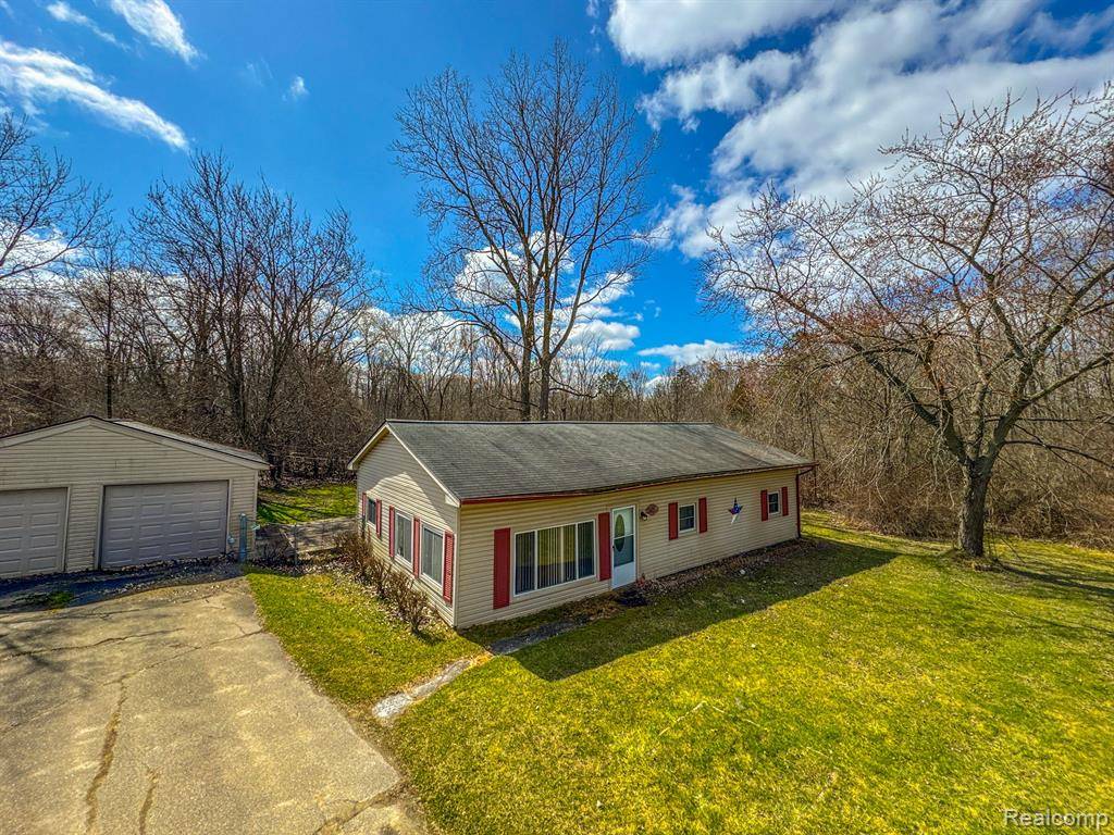 West Bloomfield, MI 48324,5653 HICKOCK Street