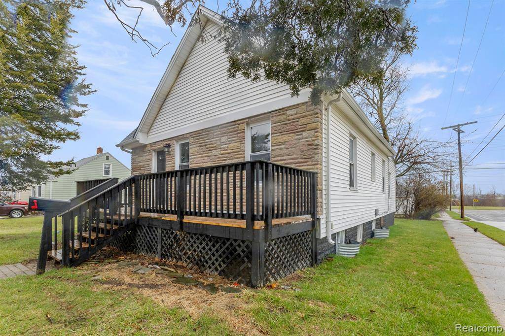 Trenton, MI 48183,261 DETROIT Street