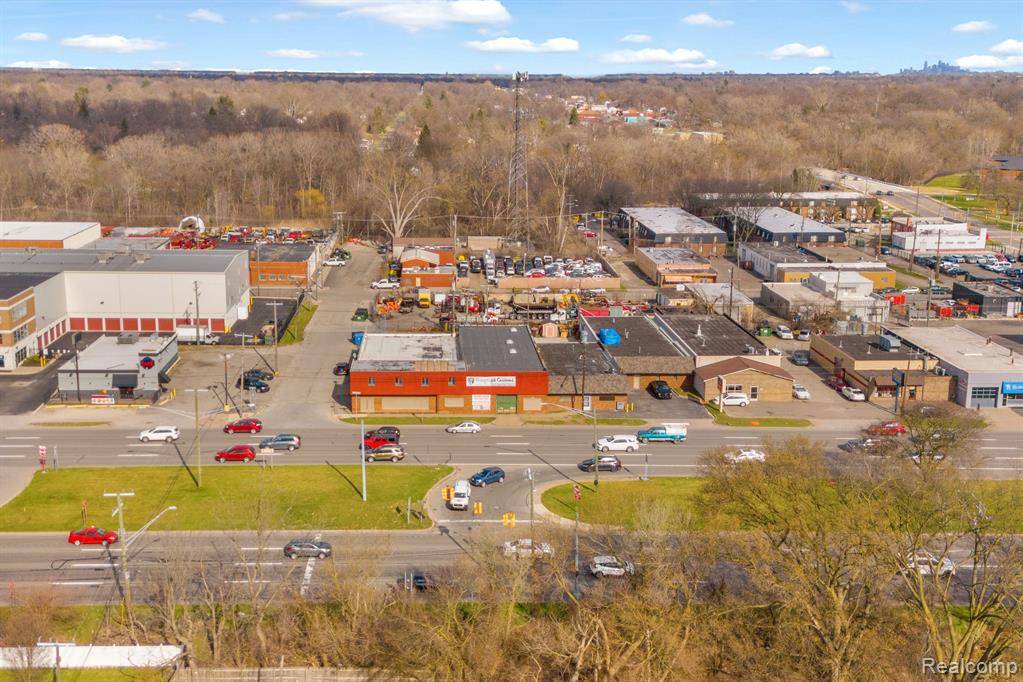 Redford, MI 48239,15400 TELEGRAPH Road