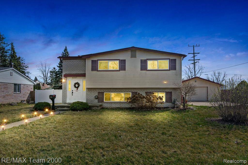 Garden City, MI,31567 ELMWOOD Street