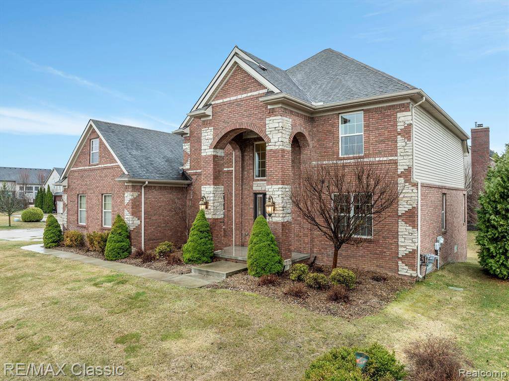South Lyon, MI 48178,25345 MEADOW