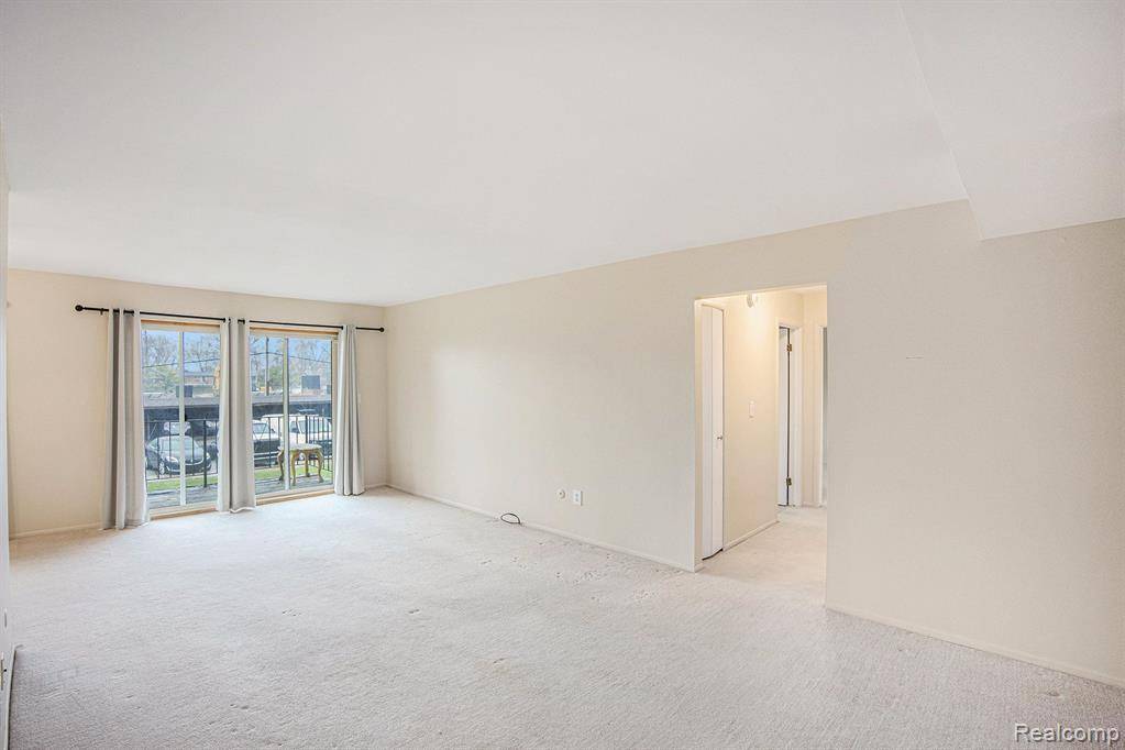 Saint Clair Shores, MI 48080,406 RIVIERA Drive