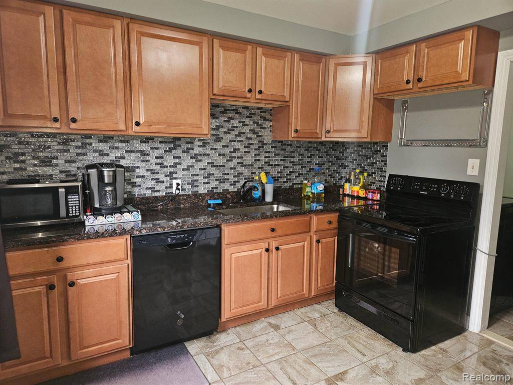 Taylor, MI 48180,20709 LOCKWOOD Street