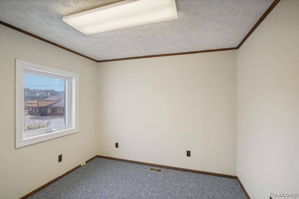 Waterford, MI 48327,1755 SHERWIN
