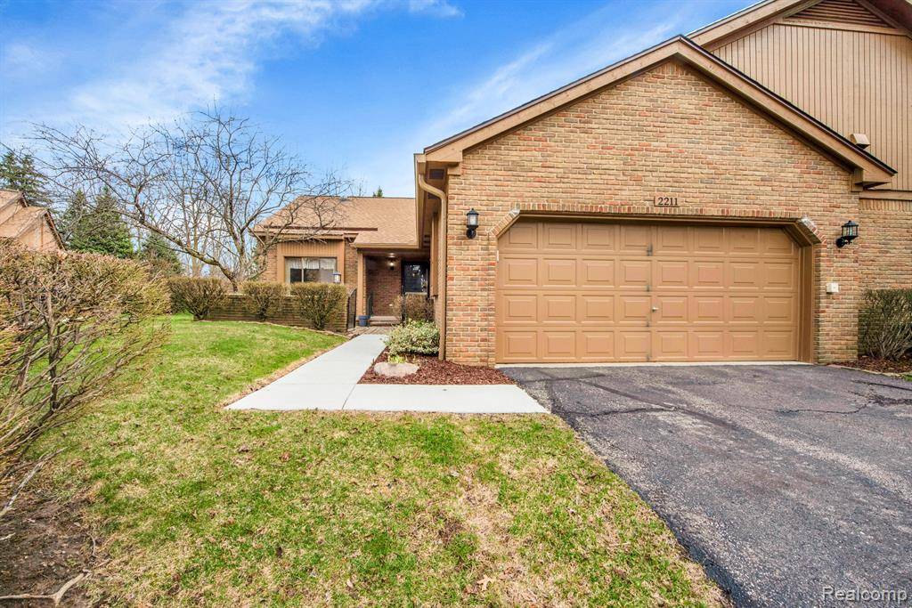 Rochester Hills, MI 48307,2211 LONDON BRIDGE Drive