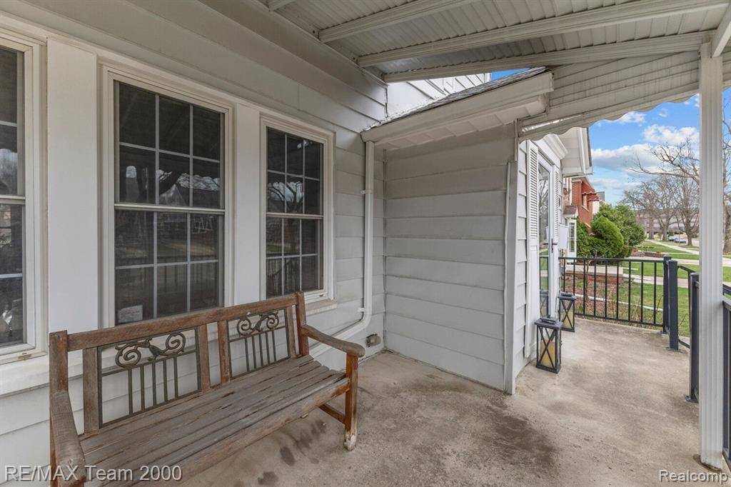 Dearborn, MI 48124,21734 Gregory Street