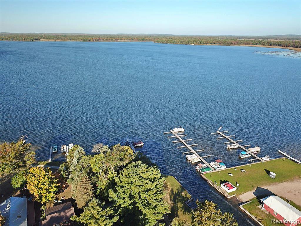 St. Helen, MI 48656,9406 Adams Road