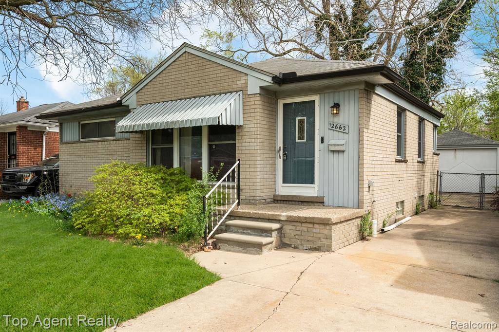 Detroit, MI 48223,12662 RIVERDALE Avenue