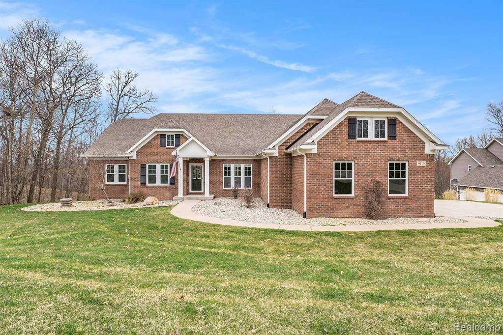 Fenton, MI 48430,9119 MARSH VIEW Drive