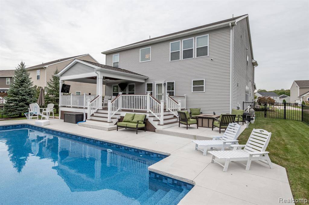 Ypsilanti, MI 48197,9595 NEUMANN Circle