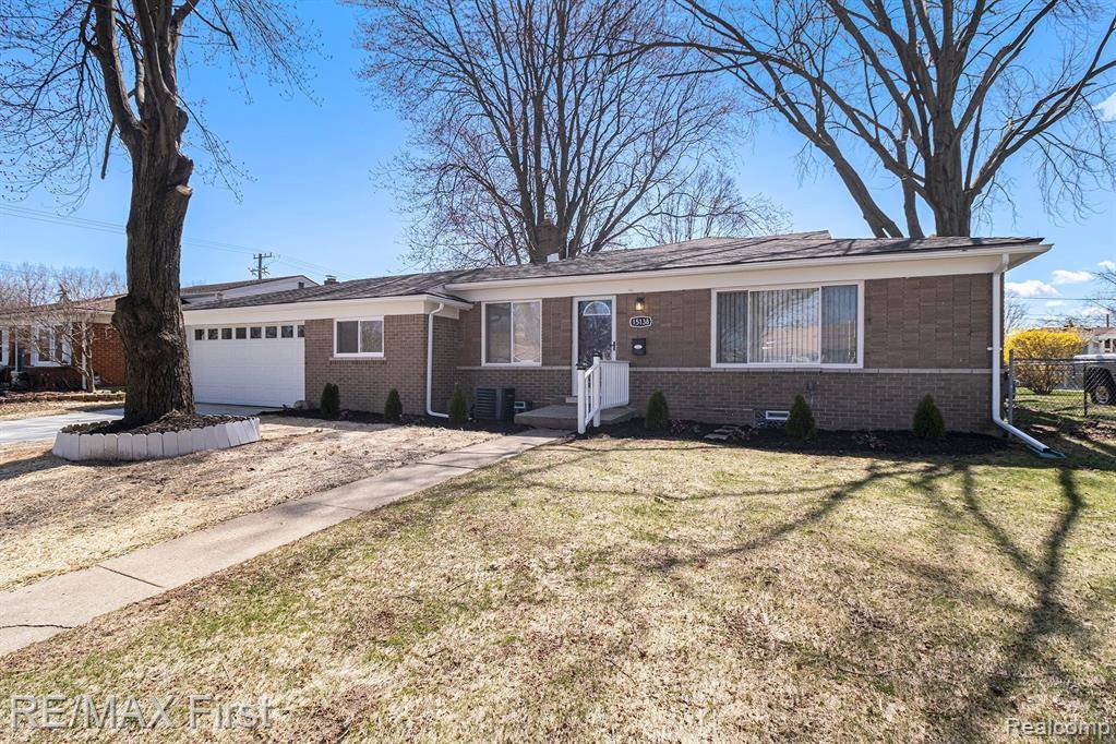 Warren, MI 48088,15138 ADAMS Avenue