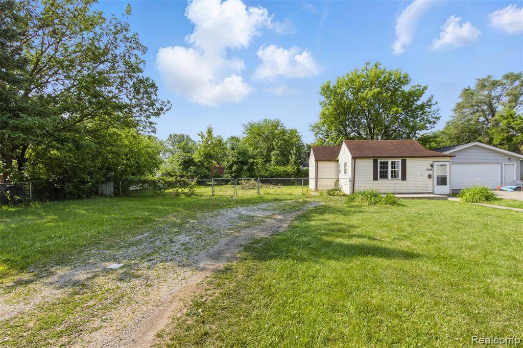 Warren, MI 48089,13446 FISK Avenue