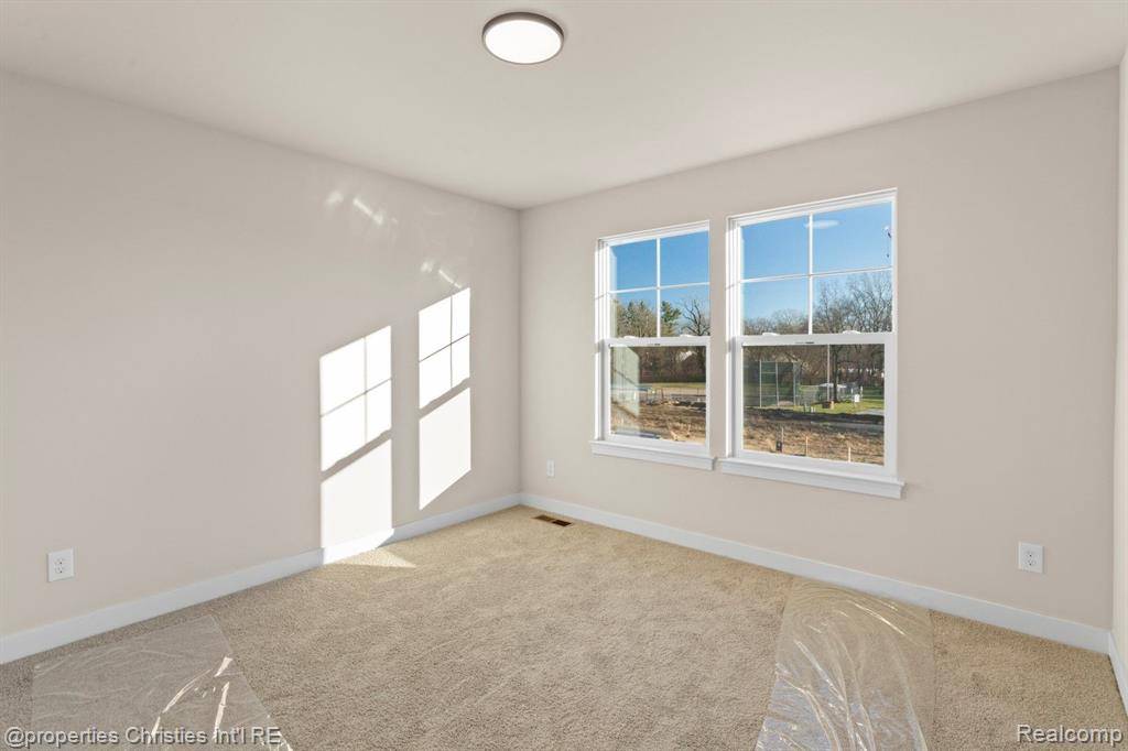 Saline, MI 48176,126 Parsons Lane