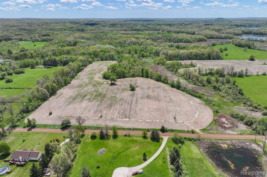 Holly, MI 48442,VL Groveland Road