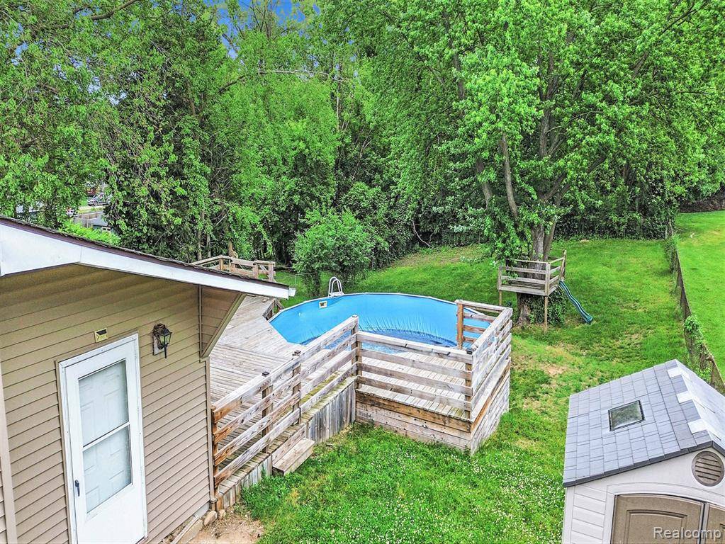 Waterford, MI 48328,188 N AVERY Road