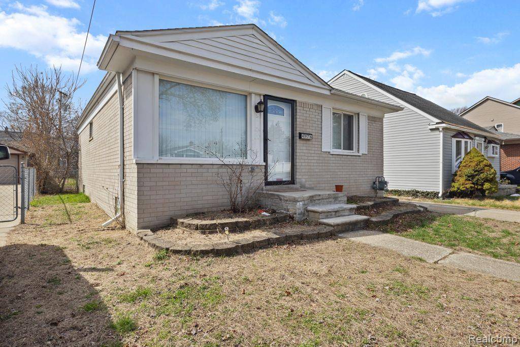 Dearborn Heights, MI 48125,4976 CORNELL Street