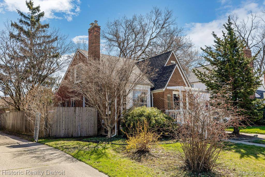 Detroit, MI 48219,17786 BEAVERLAND Street