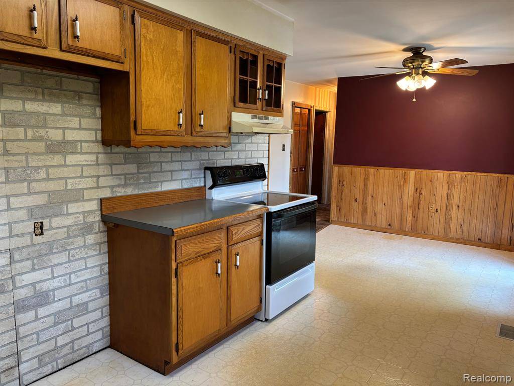Otisville, MI 48463,8233 FARRAND Road
