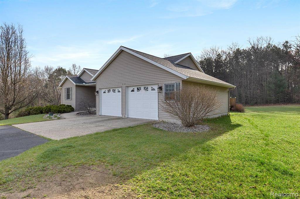 Cedar Springs, MI 49319,12620 MACCLAIN NE Court