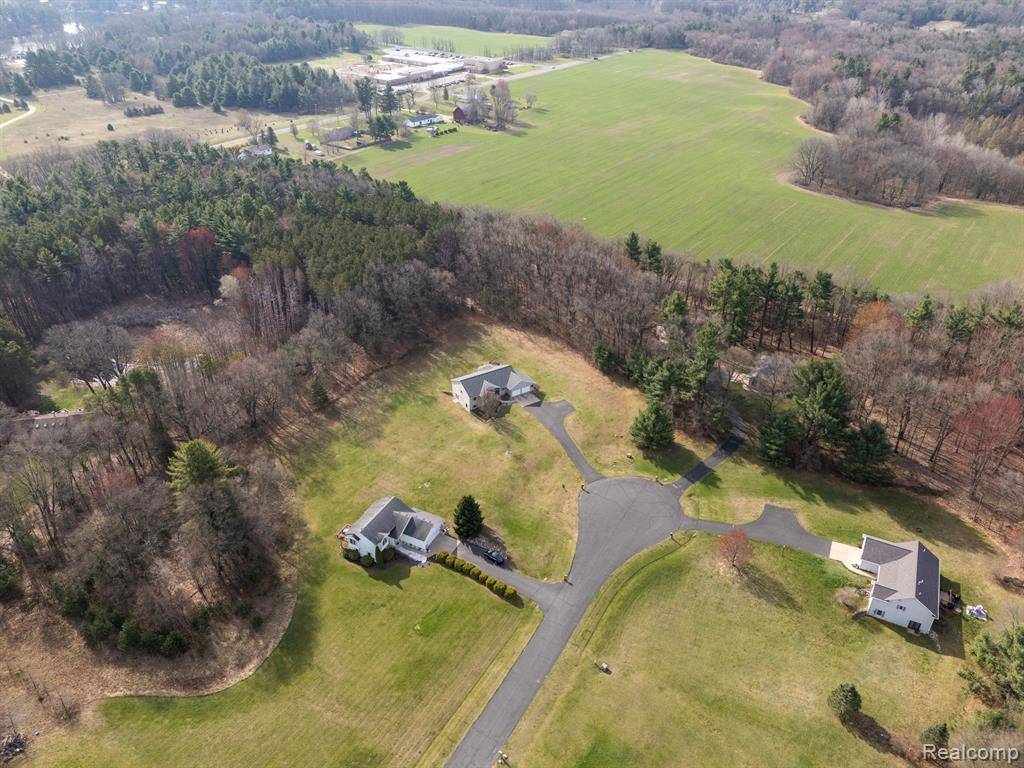 Cedar Springs, MI 49319,12620 MACCLAIN NE Court
