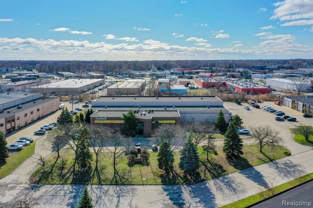 Fraser, MI 48026,33842 JAMES J POMPO Drive