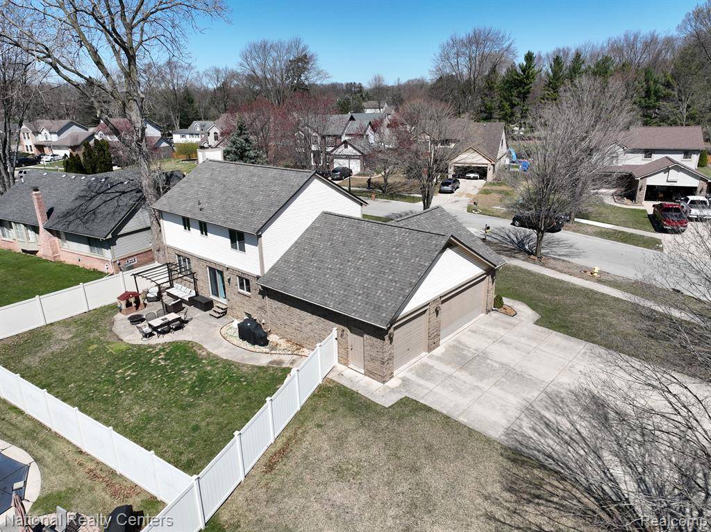 Westland, MI,38345 TIMBERLAND Drive