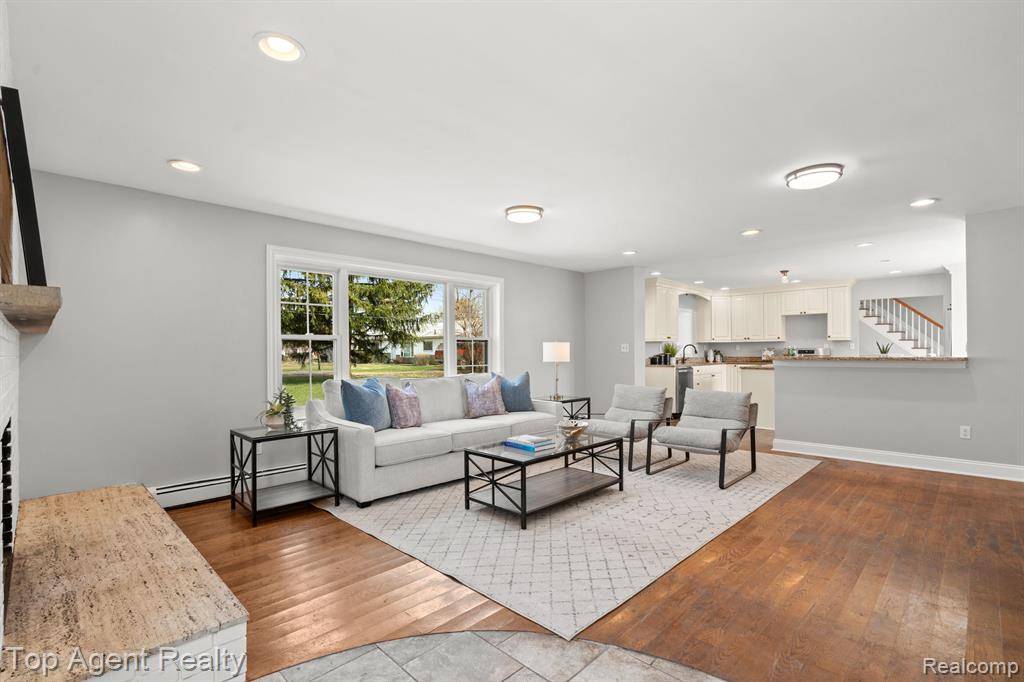 Rochester Hills, MI 48307,1593 Parke Street