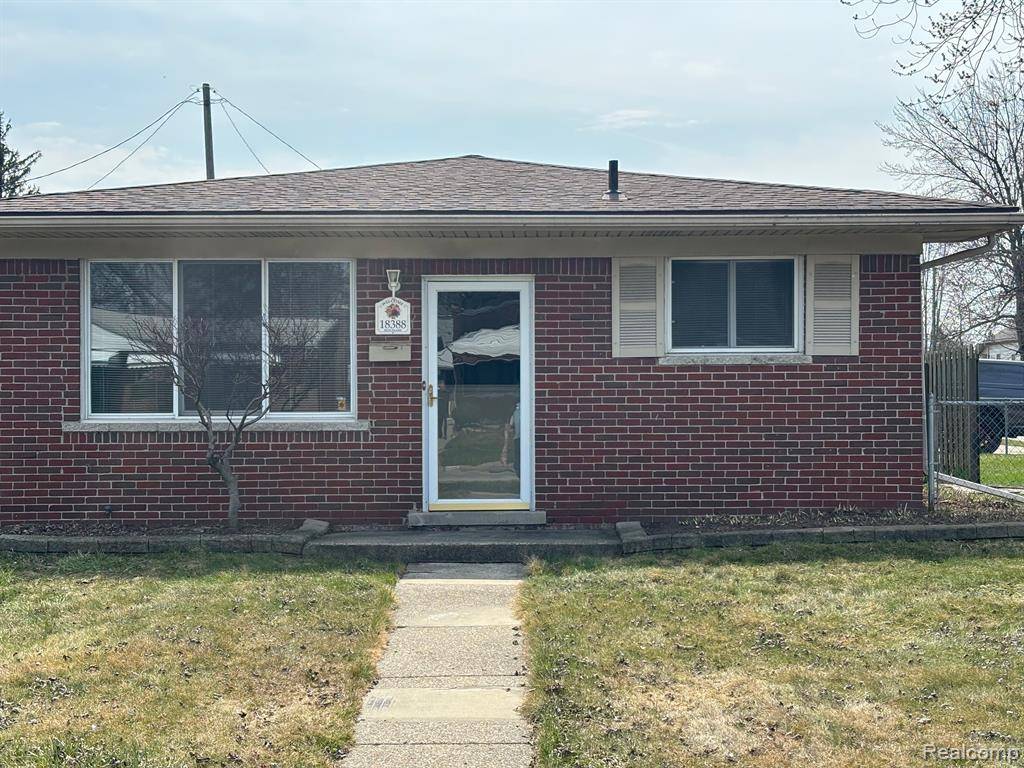 Roseville, MI 48066,18388 BLUE ISLAND Court