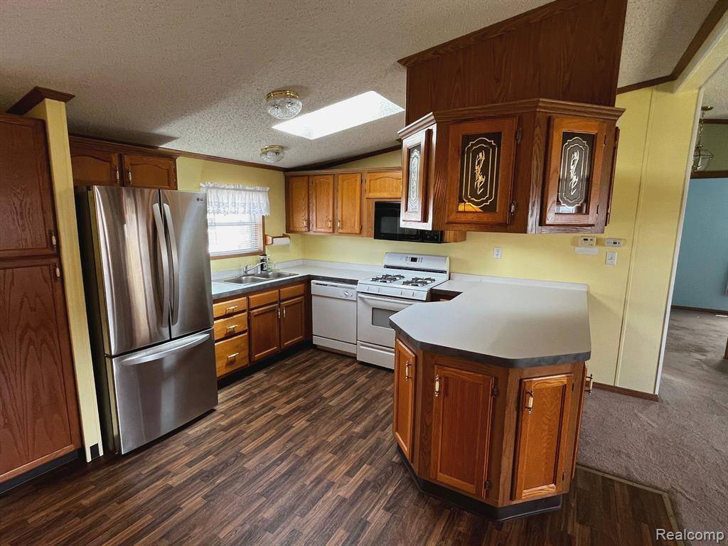 Montrose, MI 48457,12063 SARAH