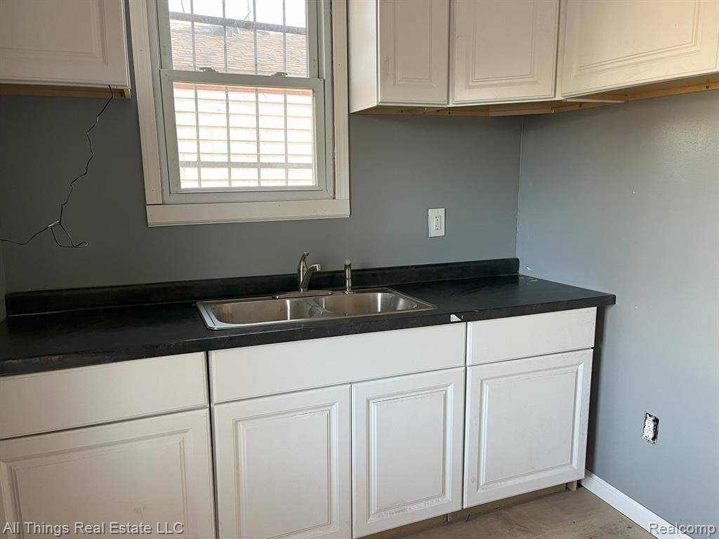 Detroit, MI 48238,14814 CLOVERLAWN Street