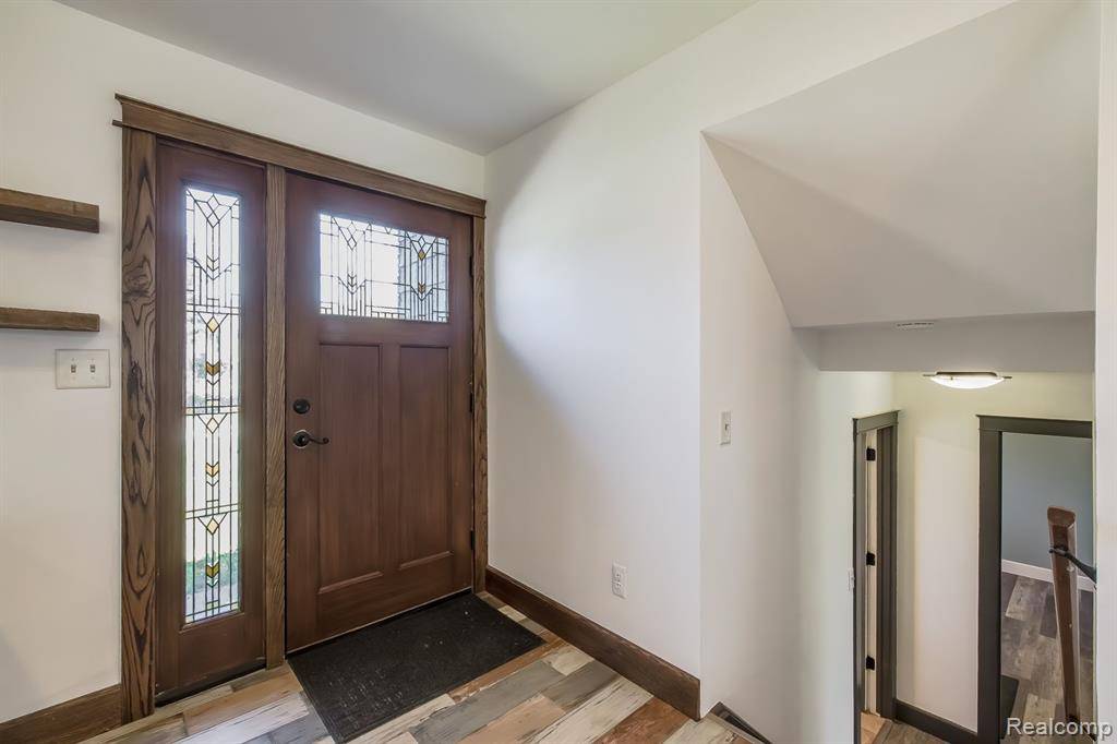 Commerce Twp, MI 48382,1915 GLEN IRIS Drive