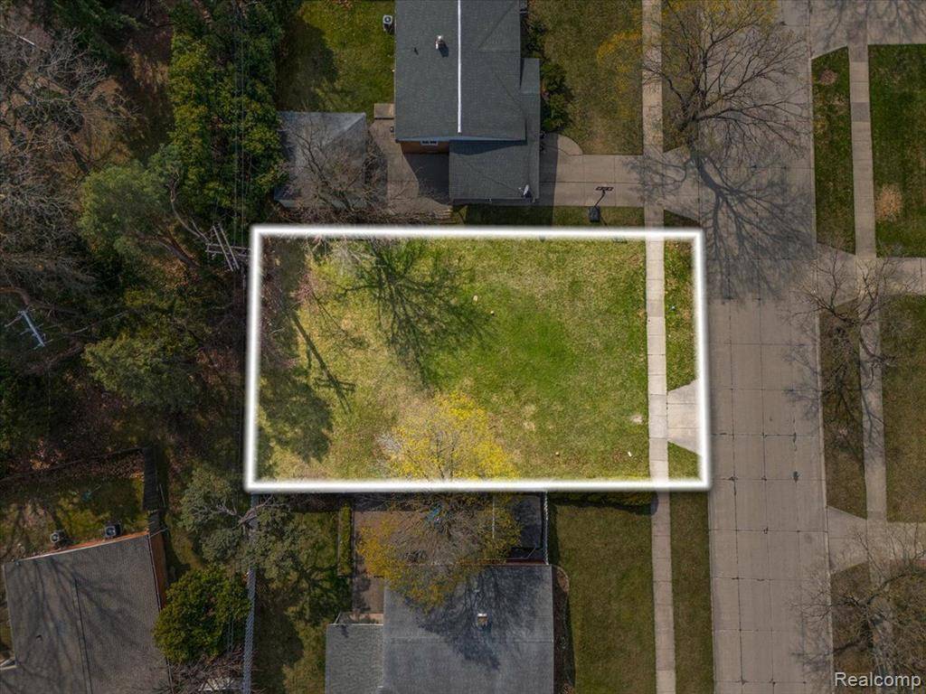 Oak Park, MI 48237,15201 MARLOW Street