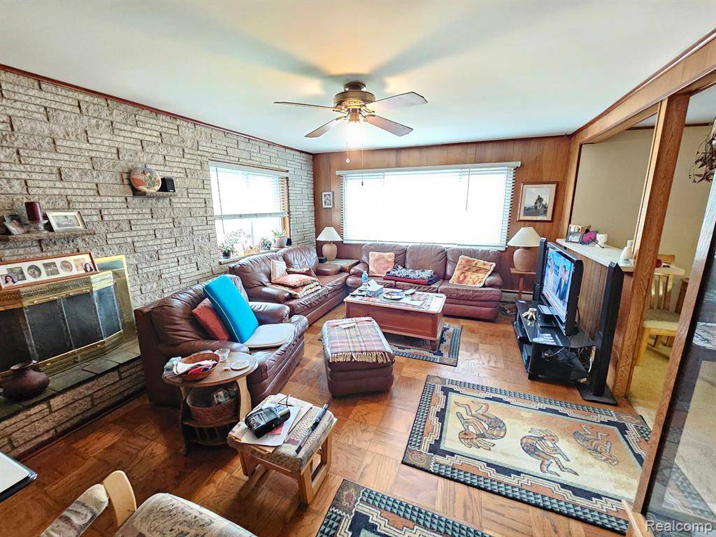 Commerce Twp, MI 48382,1875 SPARLING