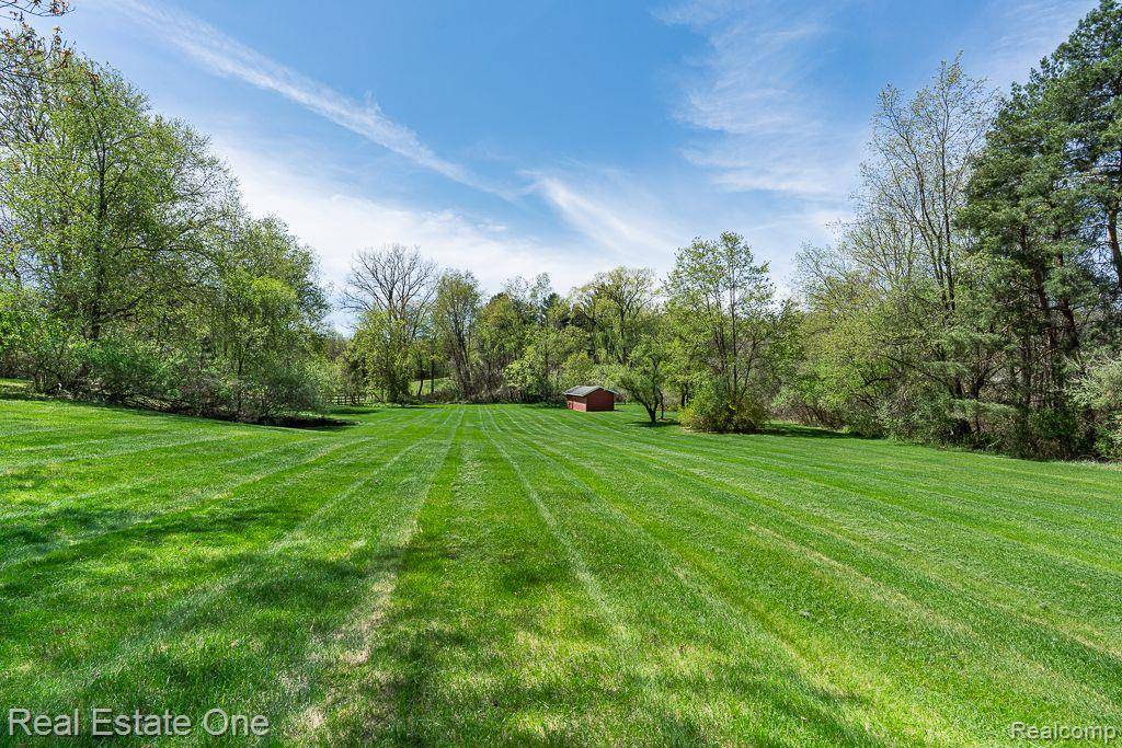 Rochester Hills, MI 48306,1151 N LIVERNOIS Road