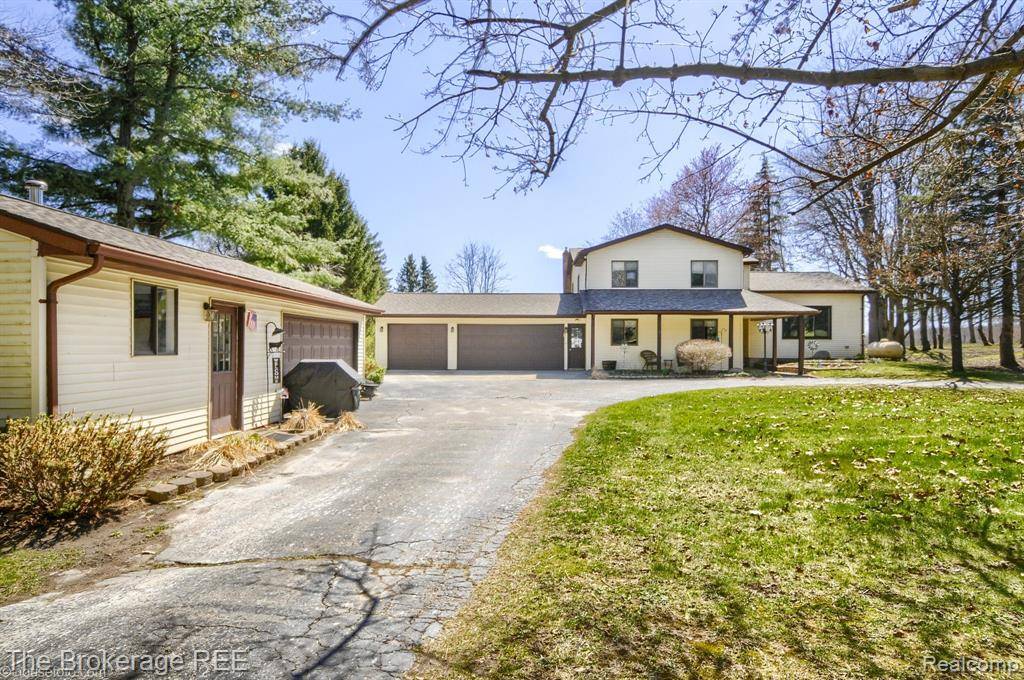 Goodrich Vlg, MI,12394 COOLIDGE Road
