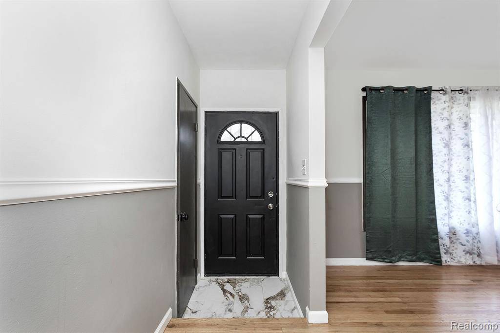 Detroit, MI 48235,20575 RUTHERFORD Street