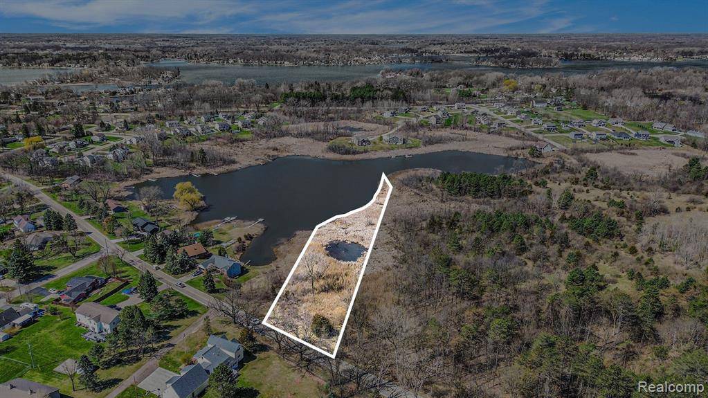 Fenton, MI 48430,02 Butcher Road