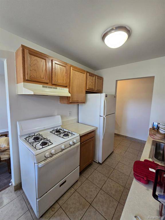 Utica, MI 48317,45270 KEDING Street