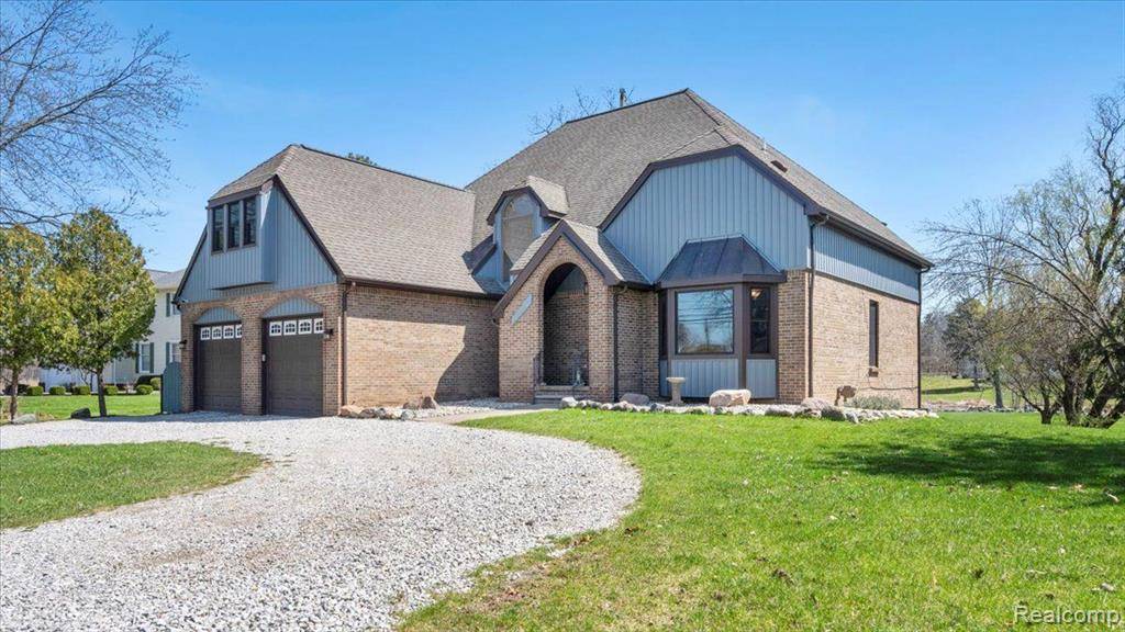 Grosse Ile, MI 48138,23035 MERIDIAN Road