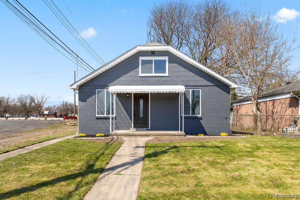 Dearborn Heights, MI 48125,5692 JACKSON Street