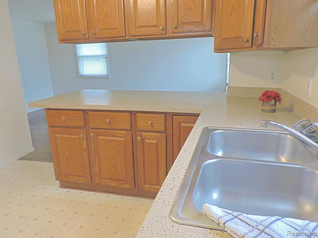 Burton, MI 48529,2032 FRIEL Street