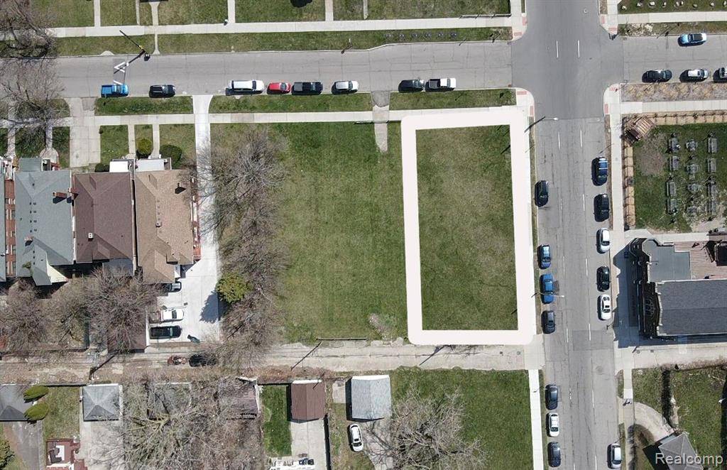 Detroit, MI 48206,9306 ROSA PARKS Boulevard